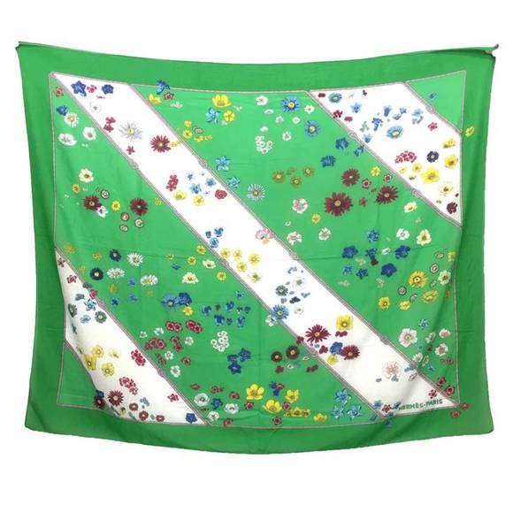 HERMES Green Scarf - Picture 1 of 3